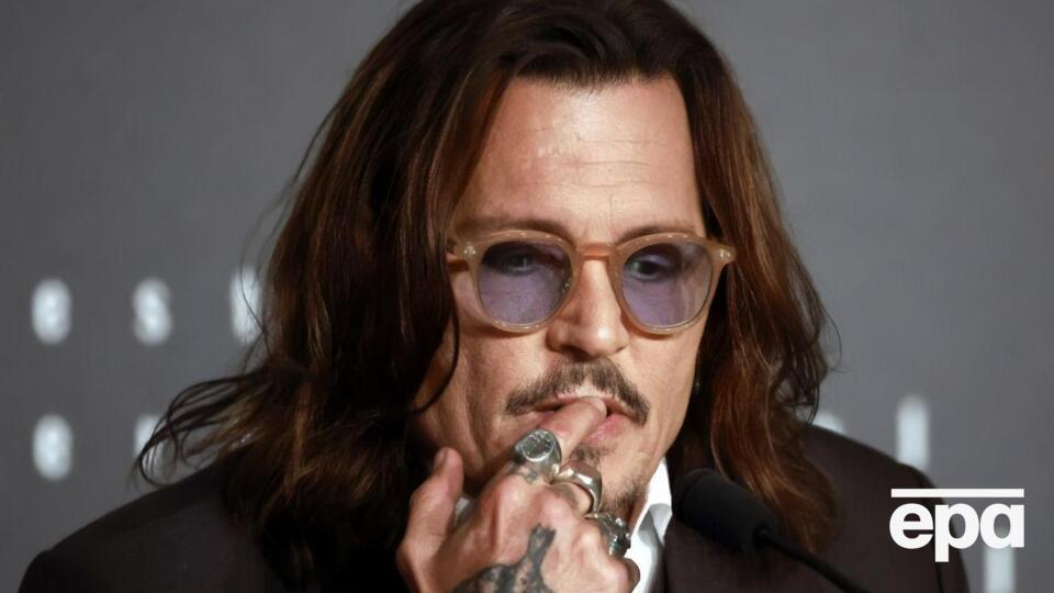 Депп планирует приехать осенью в страну-агрессора РФ