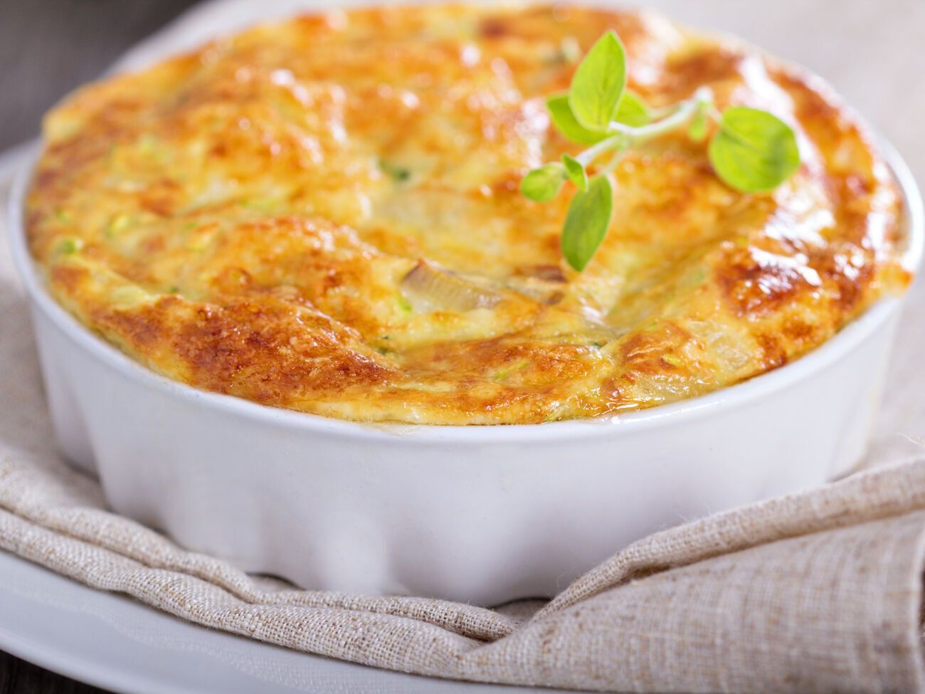 Запекану нужно готовить при температуре&nbsp;180&nbsp;&deg;C