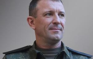 Попов считает, что "старшие начальники почувствовали в нем опасность"