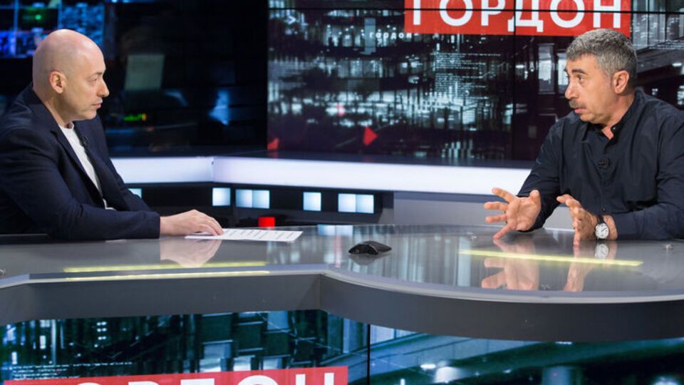 Гордон и Комаровский обсуждали ситуацию в Украине и за рубежом