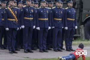 Деяких офіцерів звільнили або усунули, пише WSJ