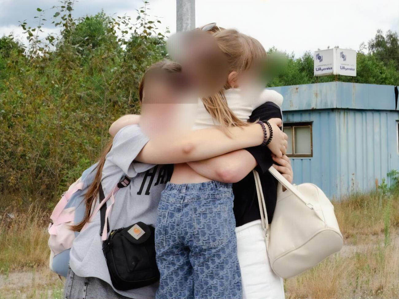 Вернуть детей их мать попросила офис омбудсмена, отметил Лубинец