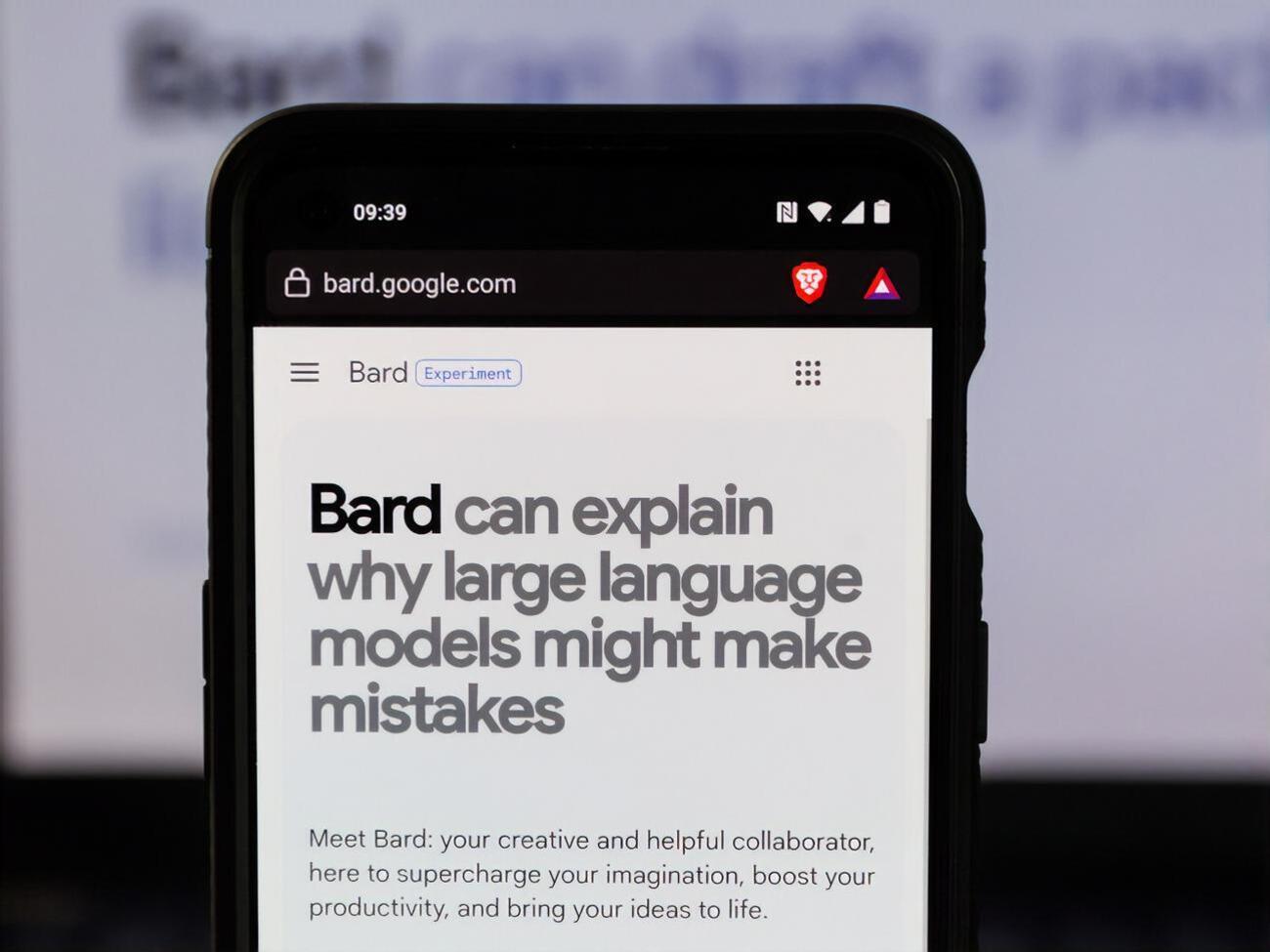 Google Bard &ndash; разговорный чат-бот с искусственным интеллектом, разработанный Google