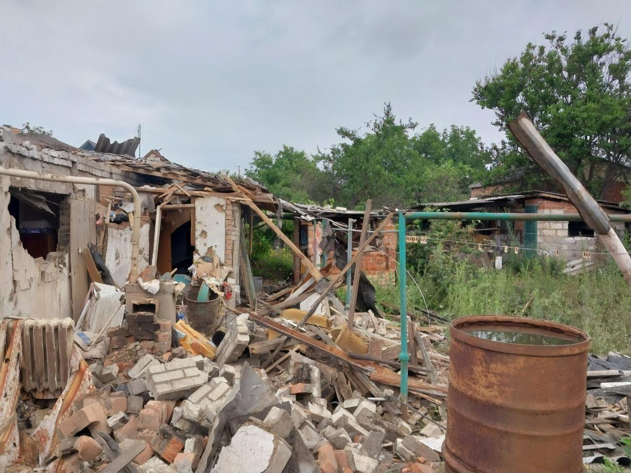 Из-за российских обстрелов пострадали люди