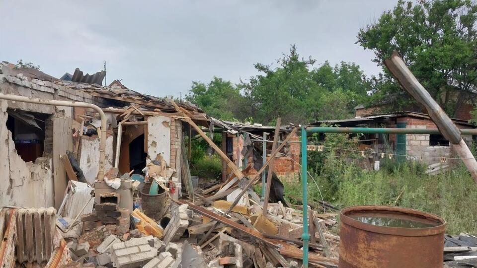 Через російські обстріли постраждали люди