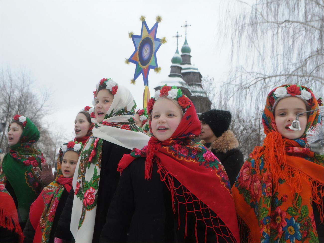 Рада установила, что на государственном уровне Рождество в Украине будут праздновать 25 декабря