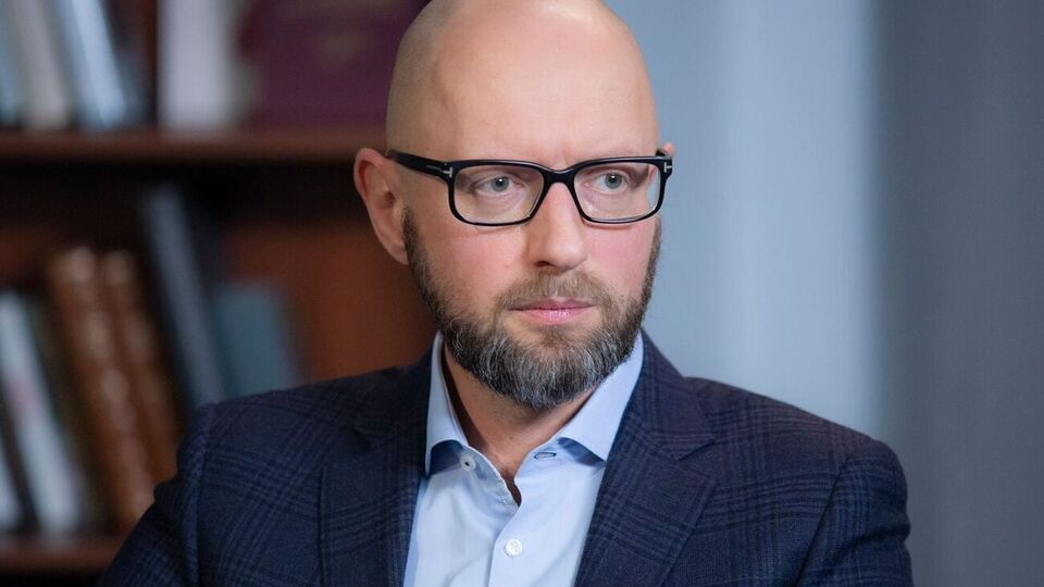 Яценюк нагадав, що НАТО 15 років тому співпрацював з РФ інтенсивніше, ніж з Україною