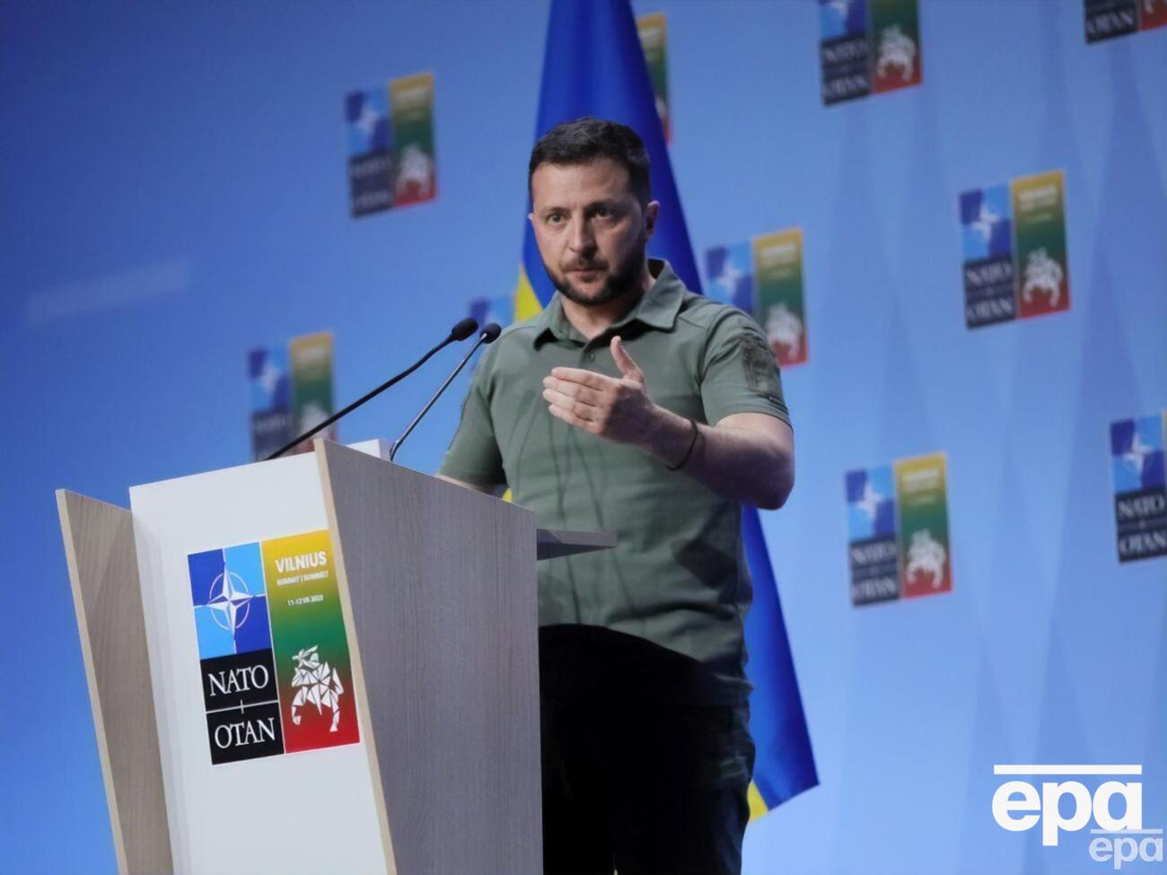 Американских чиновников разозлил пост Зеленского, где&nbsp;он назвал формулировку относительно приглашения Украины в НАТО "беспрецедентной и абсурдной"