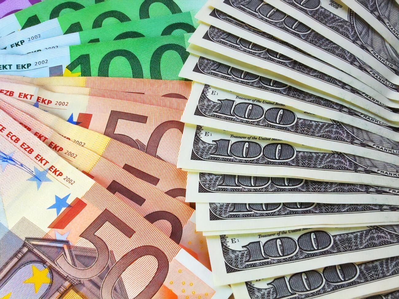 Размер золотовалютных резервов Украины достиг 11-летнего максимума в $37,3 млрд