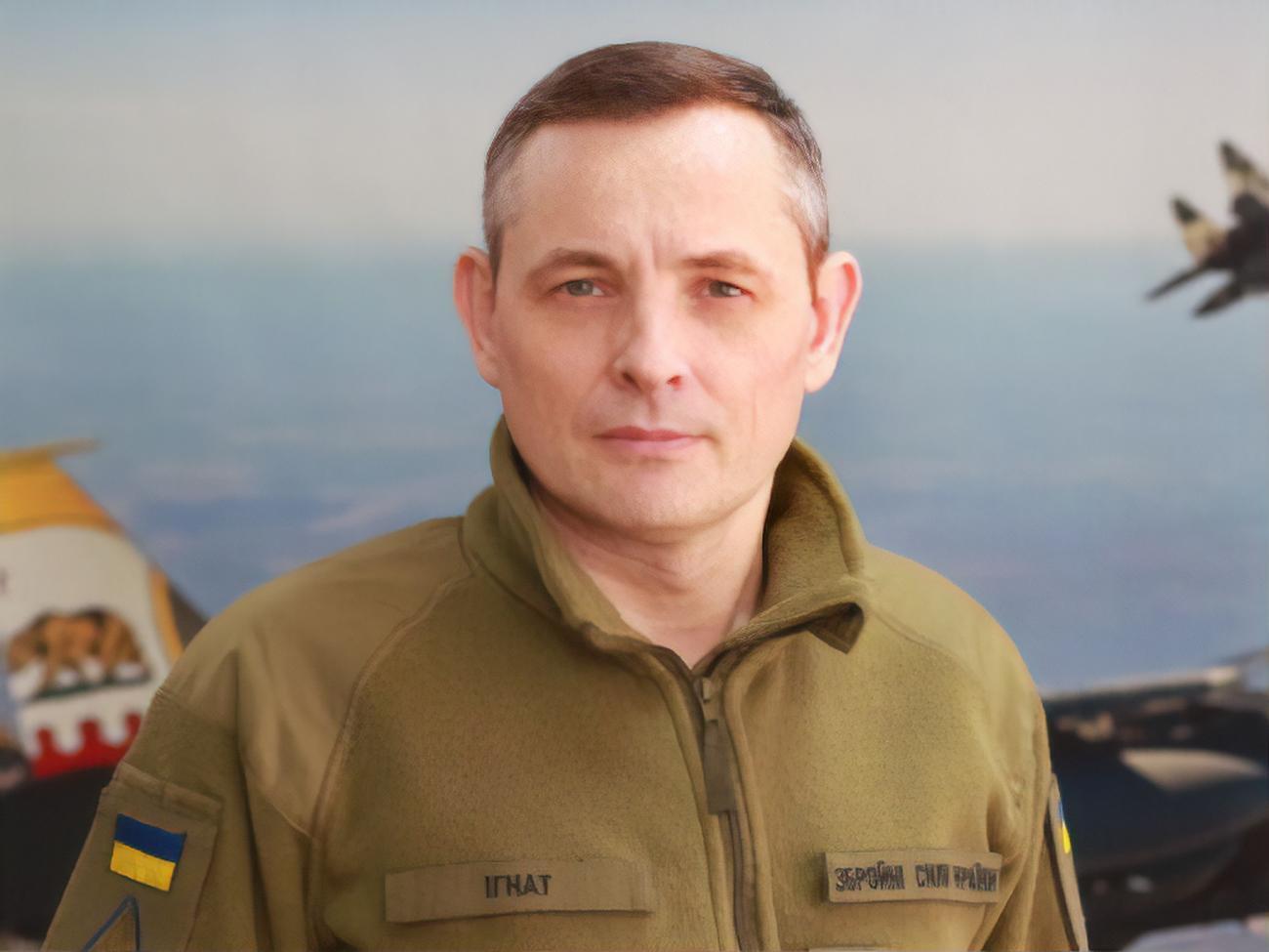 В условиях грозы украинским зенитчикам и мобильным группам сложнее сбивать дроны-камикадзе. Оккупанты этим пользуются, пояснил Игнат