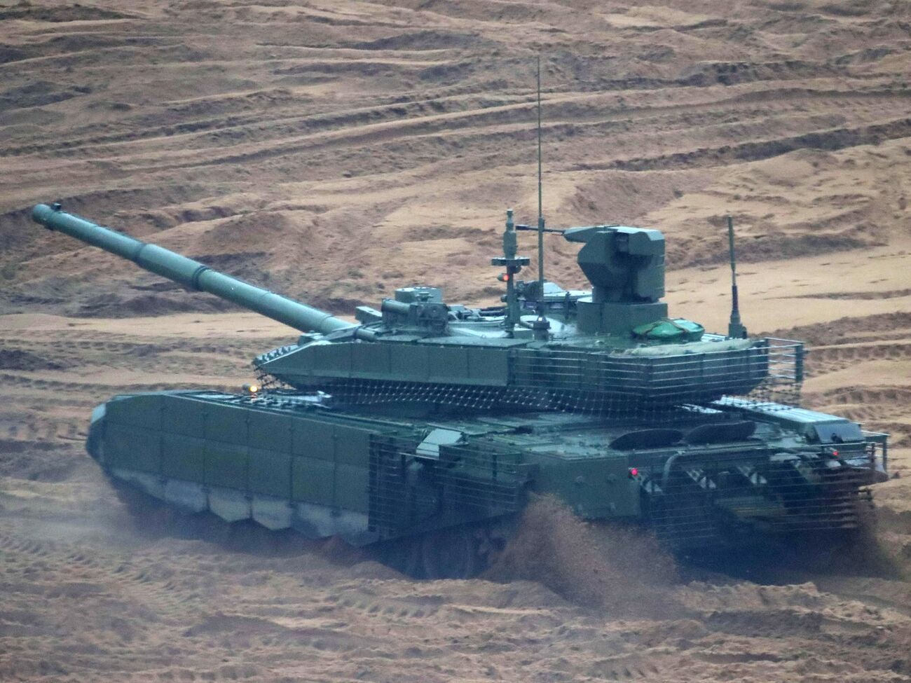 Контррозвідка СБУ заявила про знищення трьох танків окупантів, серед яких Т-90М, який вважають передовим у Росії