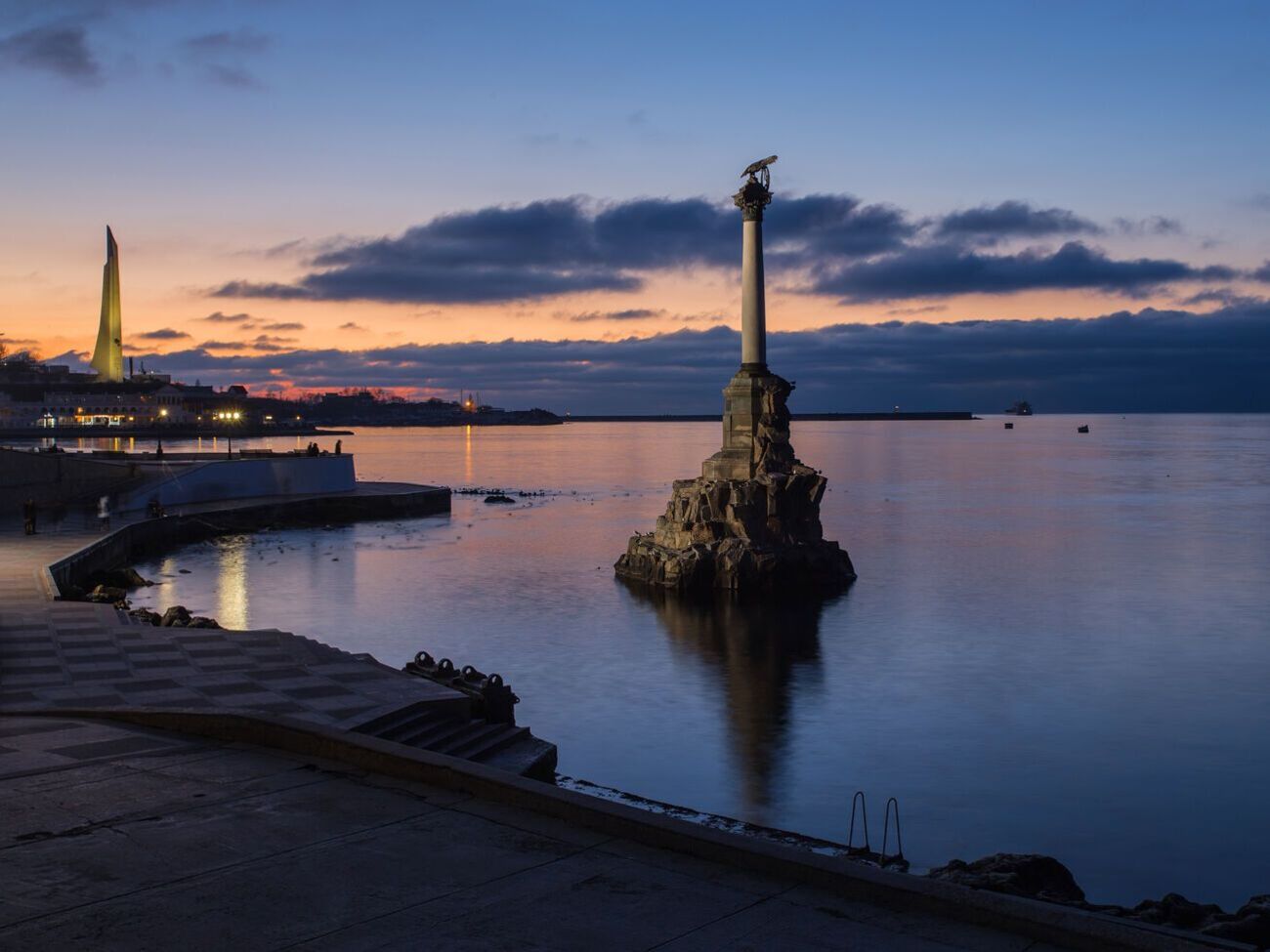 СМИ сообщили о&nbsp;комбинированной атаке дронами по Севастополю ночью и утром 16 июля