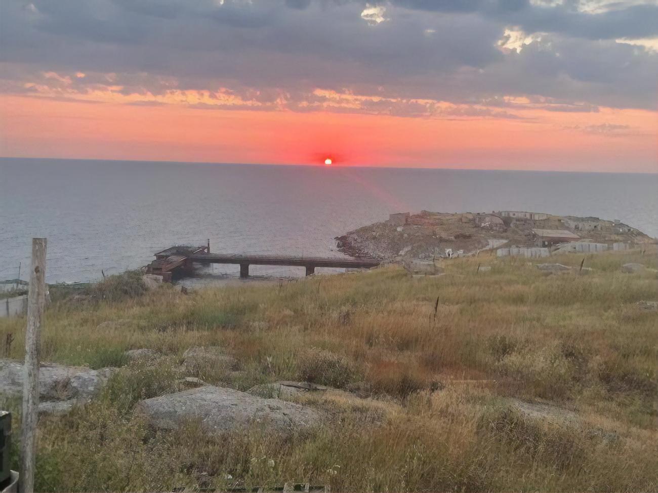 Никакой военной целесообразности в ударах по острову Змеиный не было, отметили в ГУР Минобороны Украины