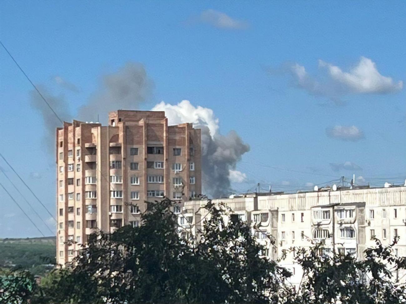 Украинские военные попали по складу оккупантов в Юбилейном, отметил стратком ВСУ