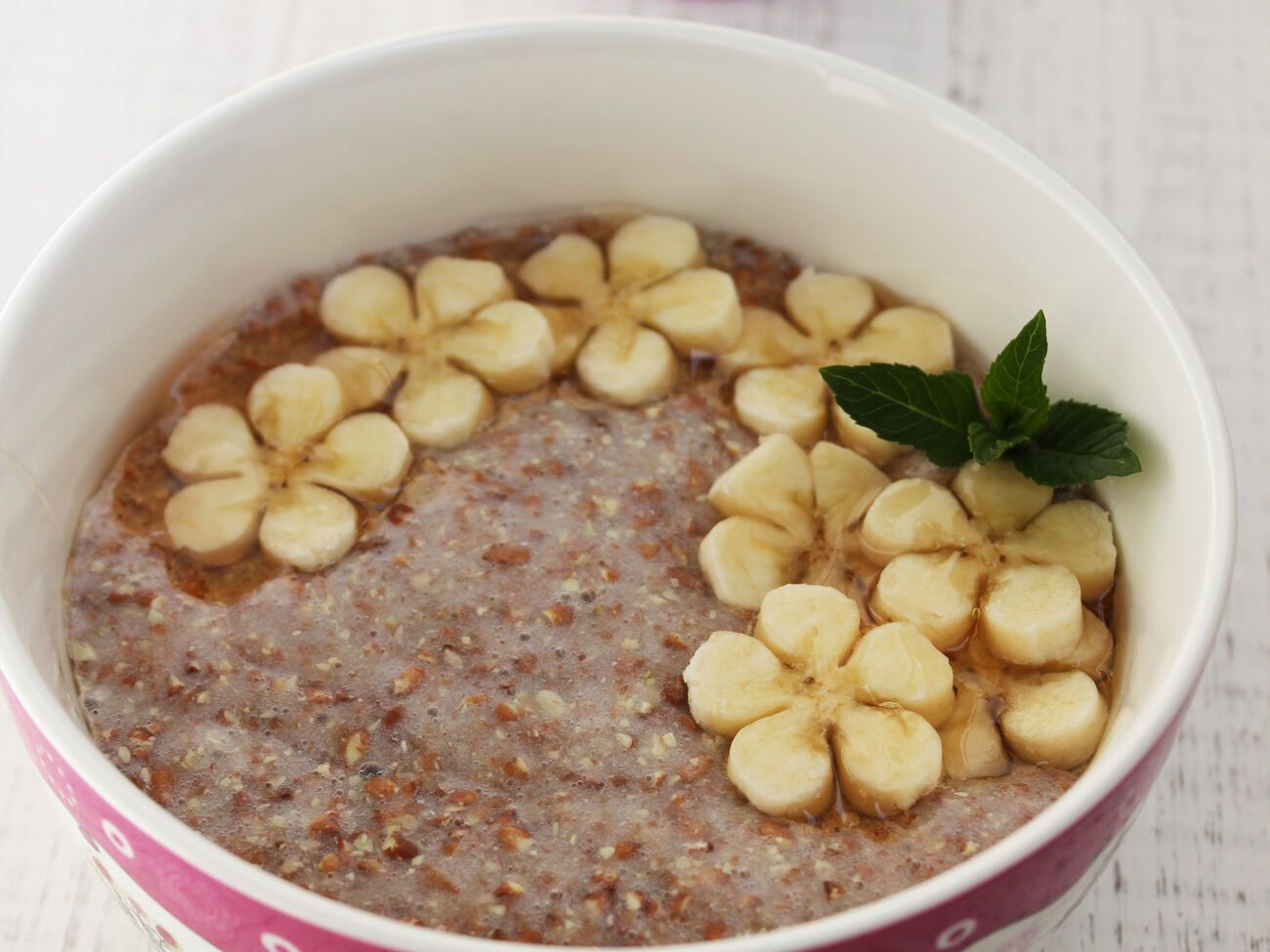 Льяную кашу называют одной из самых полезных