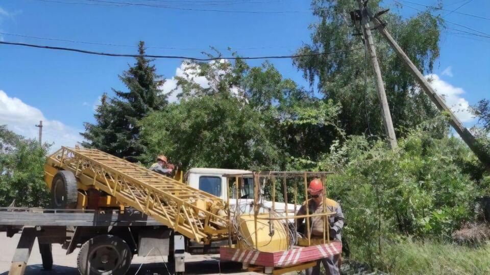 У червні енергетики ДТЕК повернули світло для 277 тис. сімей, які залишилися без електропостачання через обстріли