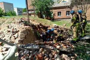 Глава ГСЧС Украины опубликовал фото того, что осталось от укрытия после российского обстрела Белополья Сумской области