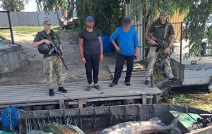 Пограничники поймали рыбаков с рыбой, занесенной в Красную книгу