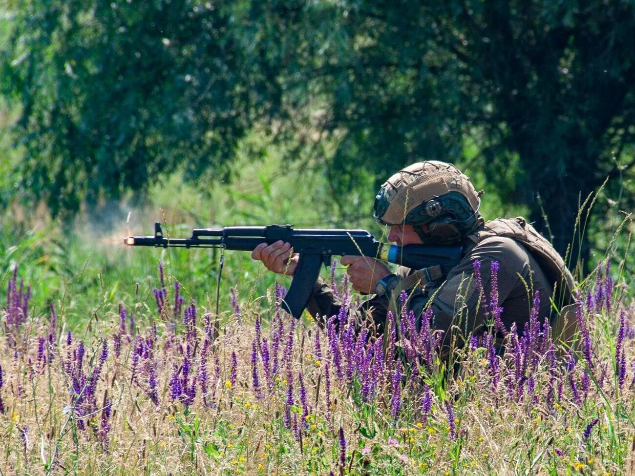 Украинские военные продолжают контрнаступление, но, по оценке британской разведки,&nbsp;еще не прорвали основные линии обороны оккупантов