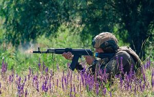 Украинские военные продолжают контрнаступление, но, по оценке британской разведки, еще не прорвали основные линии обороны оккупантов