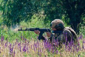 Українські військові продовжують контрнаступ, але, за оцінкою британської розвідки, ще не прорвали основних ліній оборони окупантів