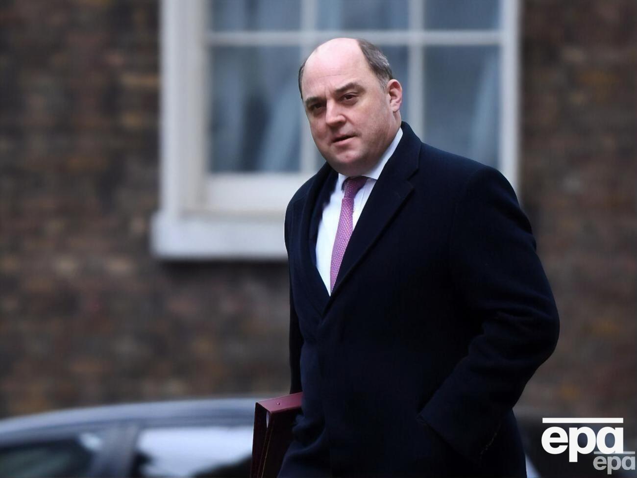 Воллес: Українцям довелося ризикувати й експериментувати з речами, про які вони могли не знати, працюють вони чи ні