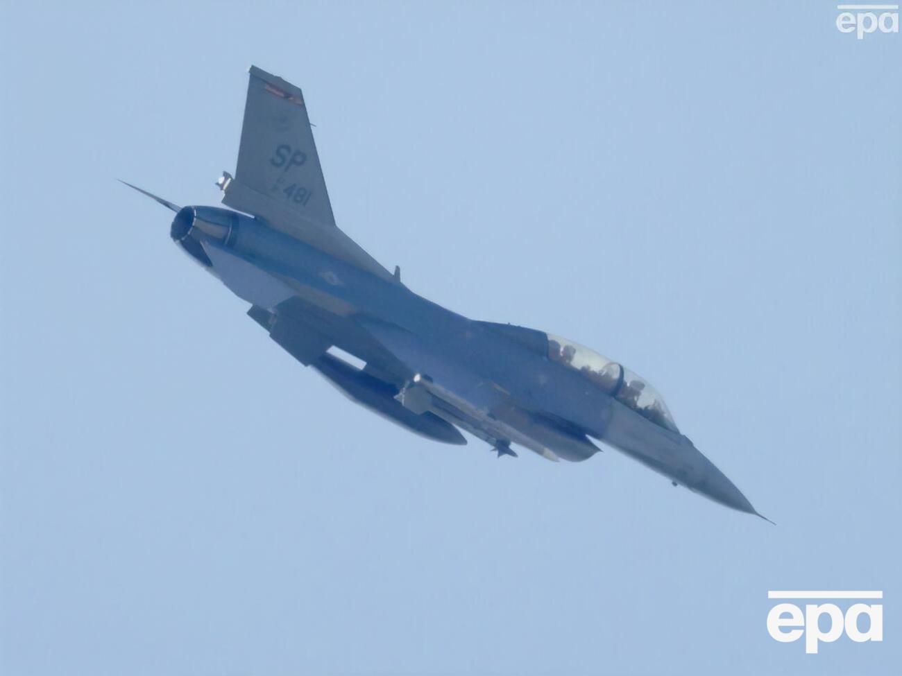 У Повітряних силах назвали строки старту навчання пілотів на F-16