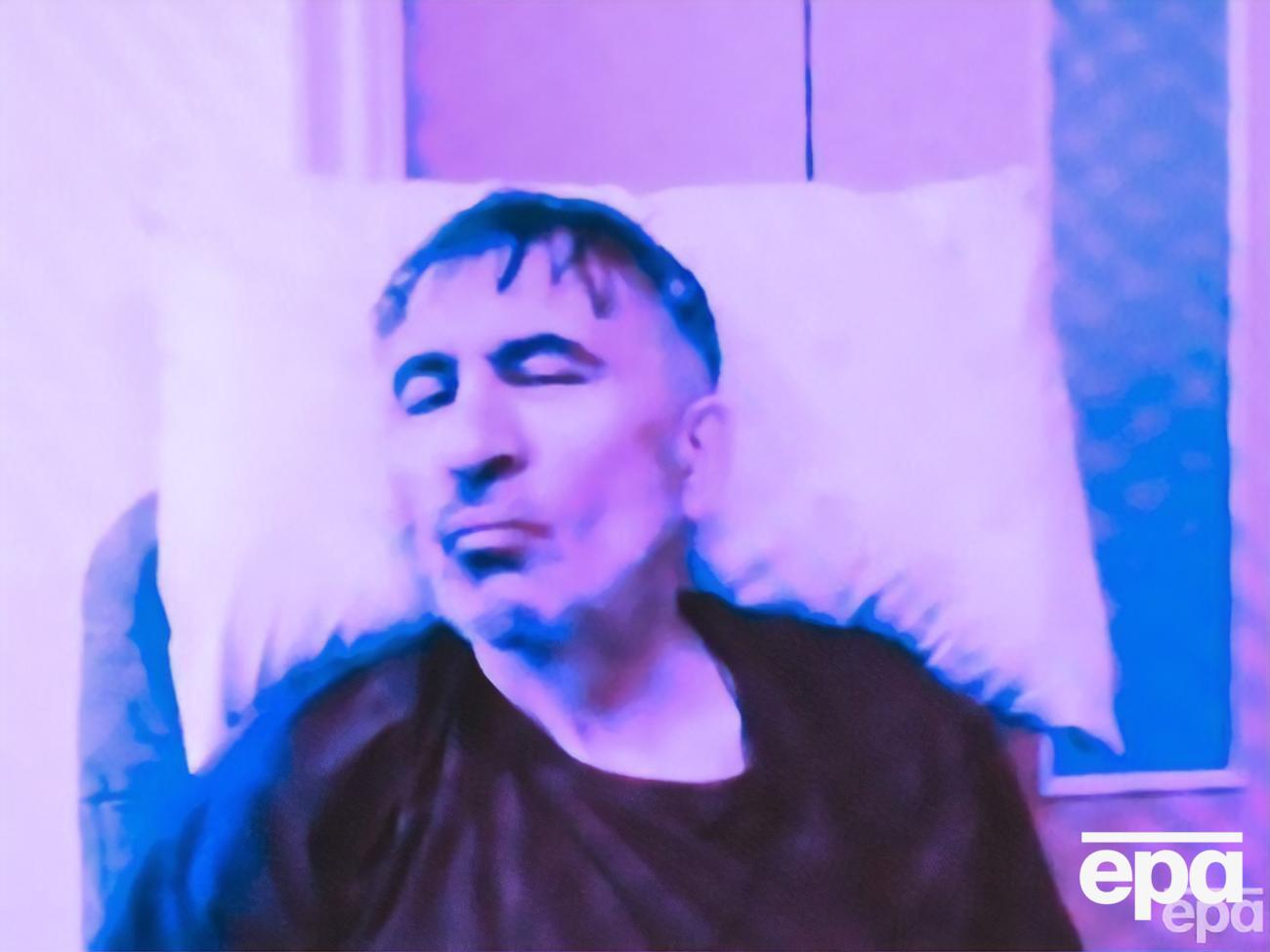 Мати Саакашвілі розповіла про його стан