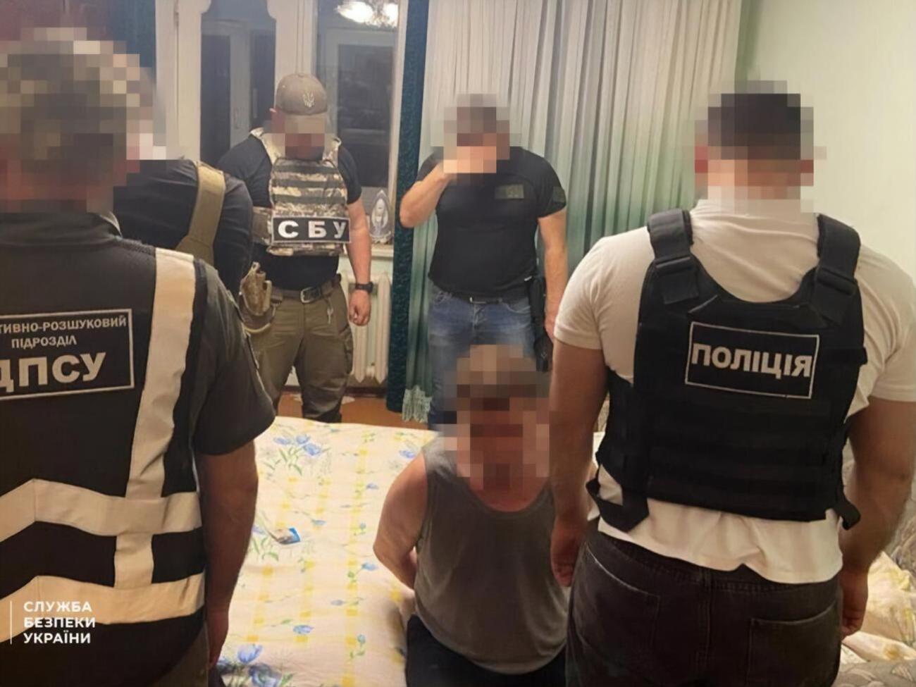 Задержанным сообщили о подозрении по статье о незаконной переправке лиц через государственную границу Украины