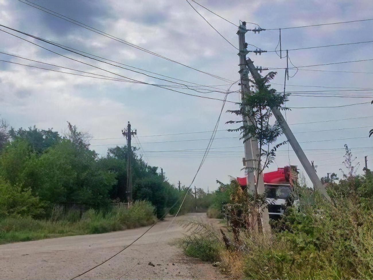 Енергетики ДТЕК розпочинають роботи одразу, щойно дістають від ЗСУ й ДСНС дозвіл і доступ до місця пошкодження, наголосили в компанії
