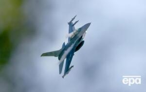 Самолеты F-16 прибудут в Украину в следующем году, заявил министр обороны Украины