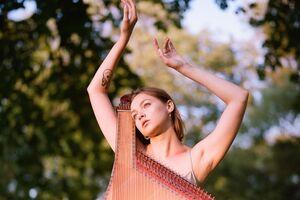 Kruть: Ми щойно повернулися із Часового Яру. Тут життєствердні слова Лесі ллються як ніколи вчасно і чесно