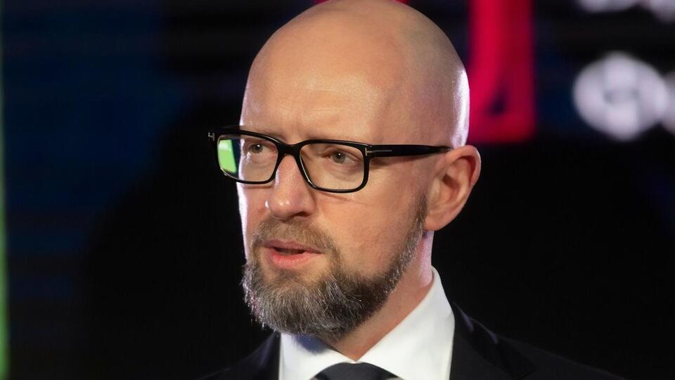 Яценюк: Росія з тисячами ядерних боєголовок – це навіть гірше, ніж мавпа із гранатою