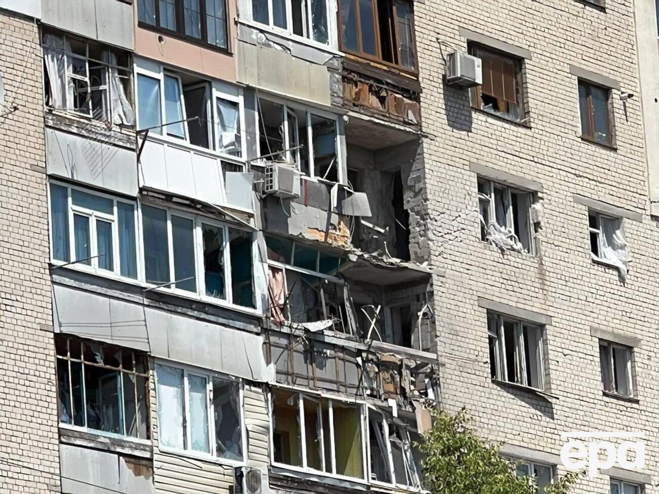 Оккупанты обстреляли многоэтажку