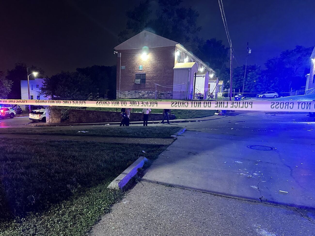 На месте стрельбы скончалась девушка, сообщили в полиции