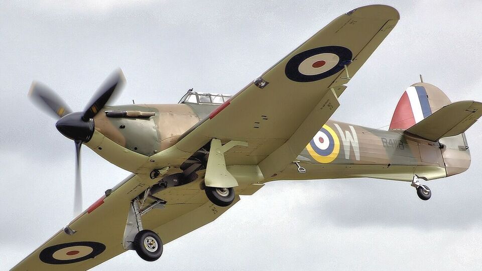 Под Киевом нашли остатки британских истребителей, переданных по ленд-лизу