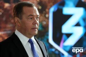 Медведев написал статью о "враждебном Западе"