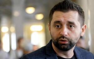 Раніше голова фракції СН обіцяв повернути декларації для чиновників і депутатів у вересні 2023 року