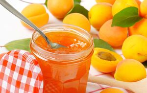 Для варенья подойдут абрикосы любого сорта