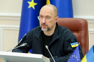 Шмыгаль: Призываю поляков подставить Украине плечо помощи и таким образом загнать Россию в тупик
