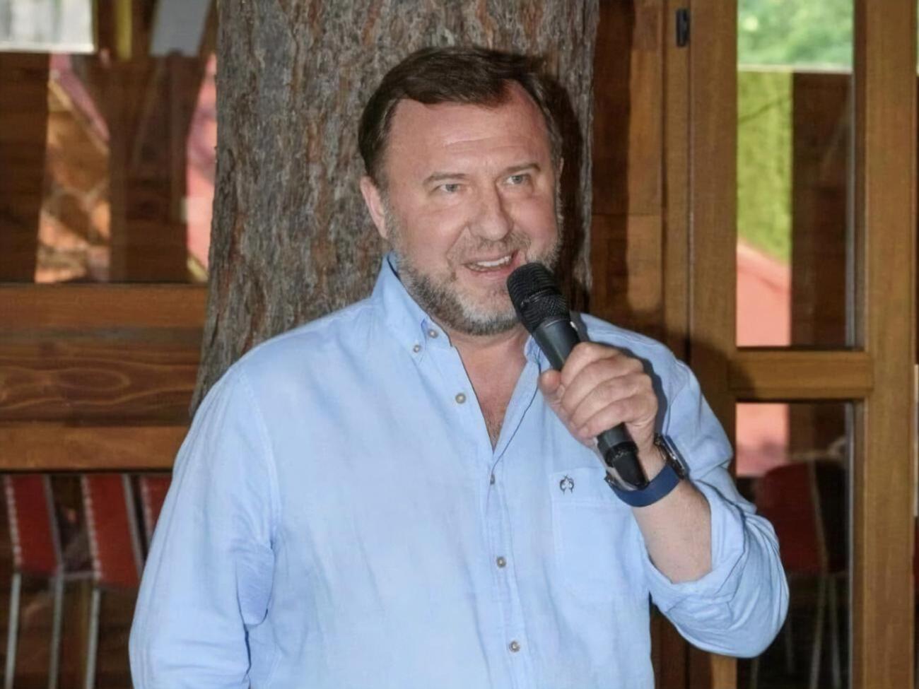 Украинская таможня – это полуголодная собака, которая охраняет склад с сосисками