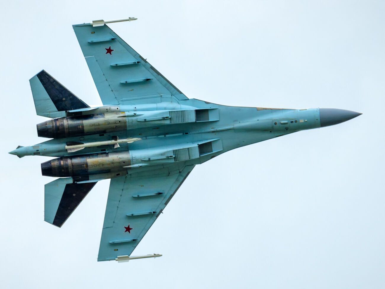 Украинские военные с начала полномасштабного вторжения РФ, по данным Генштаба ВСУ, уничтожили 315 российских самолетов