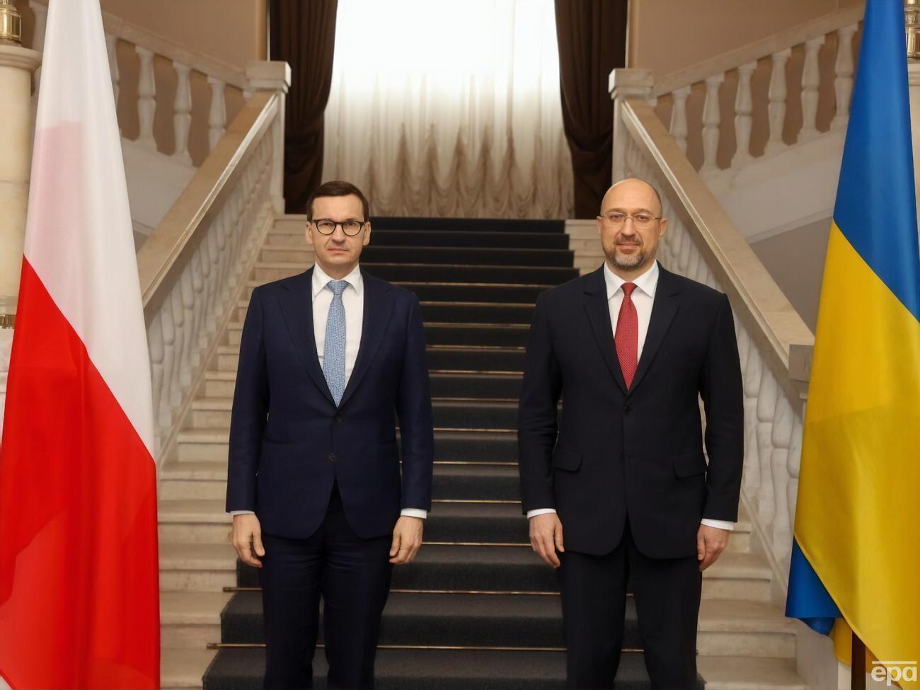 Моравецкий заявил, что Украина неправильно понимает намерения польских властей относительно запрета экспорта украинского зерна