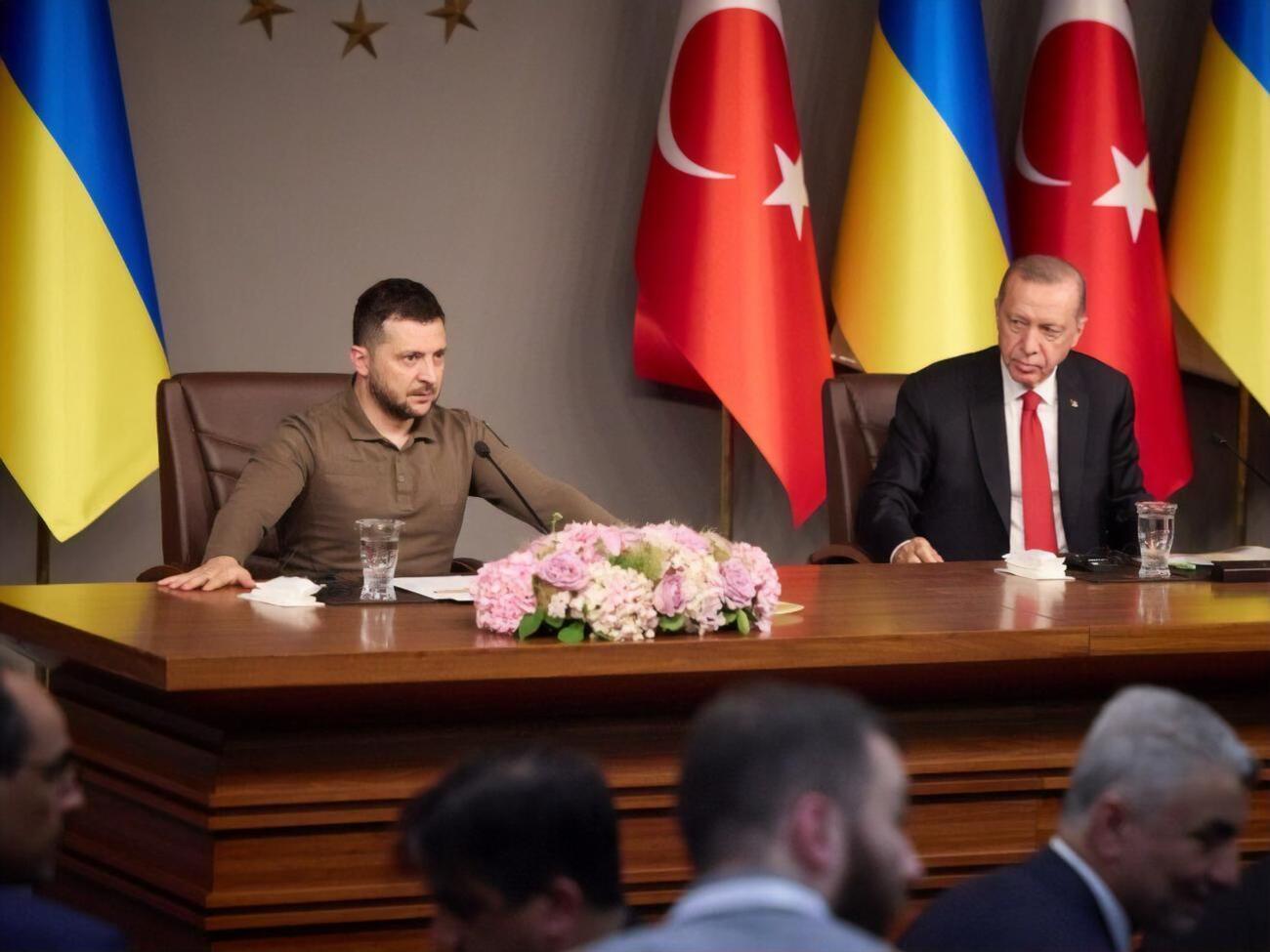 Зеленський і Ердоган обговорили розблокування "зернового коридору"