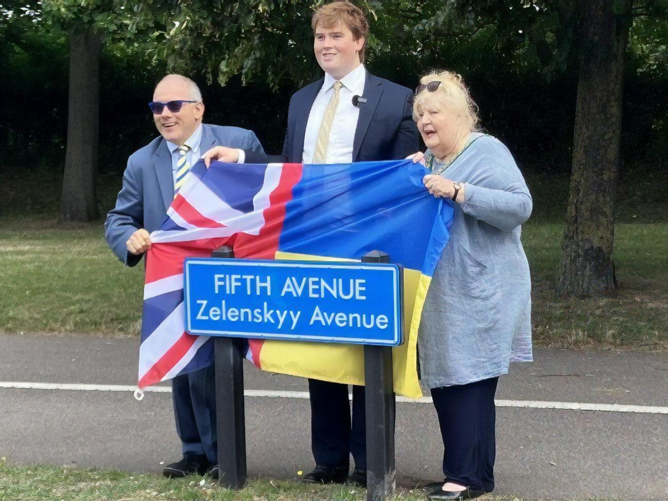 П'ята авеню в Гарлоу тепер має офіційну назву "П'ята авеню – авеню імені Зеленського"