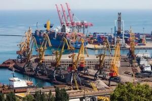 Росія водночас зберігає можливість вільно торгувати й отримувати доходи від експорту, підкреслили у Федерації