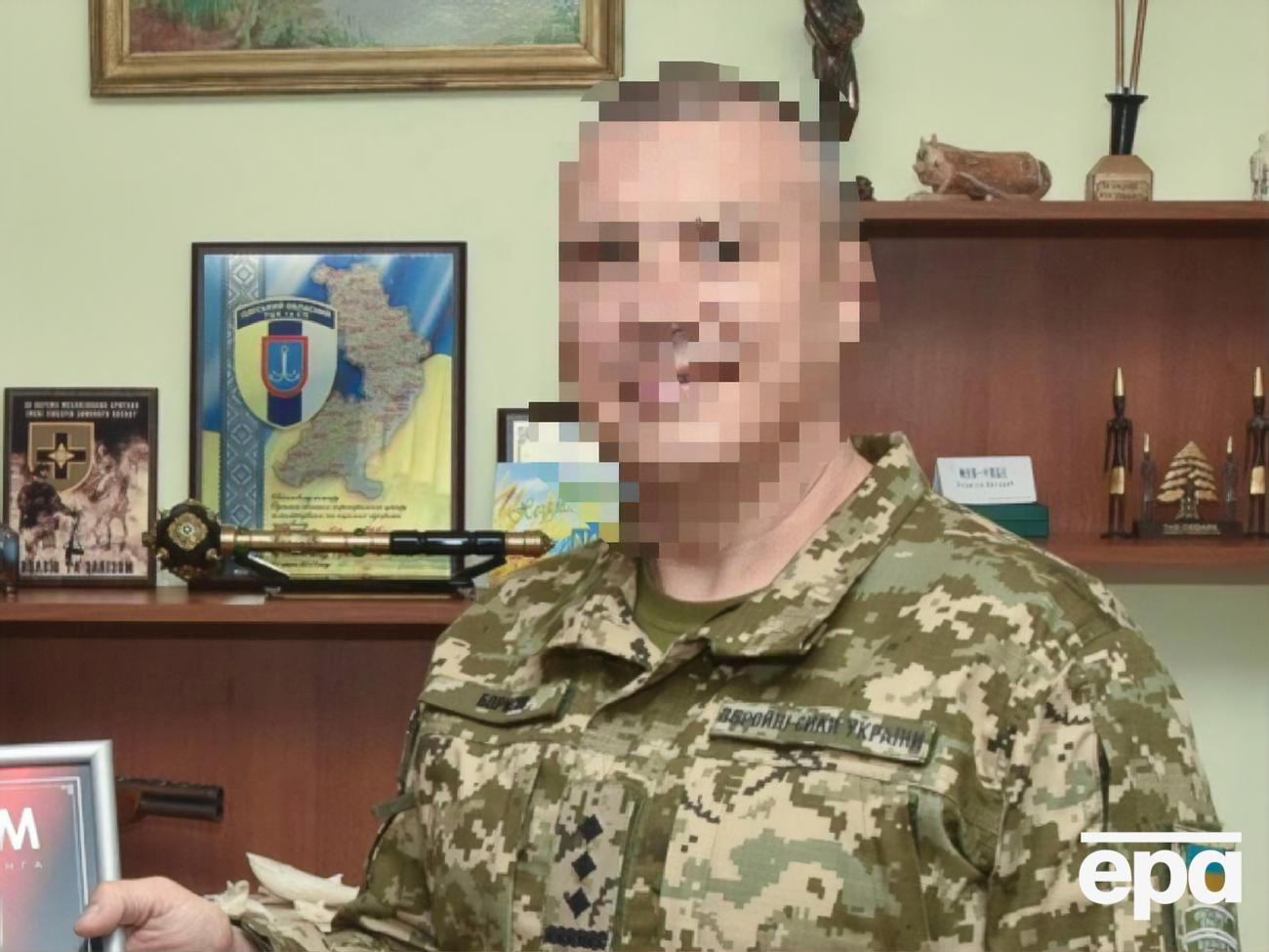 За даними слідства, сім'я підозрюваного в період воєнного стану купила автомобілі преміумкласу і нерухомість в Іспанії