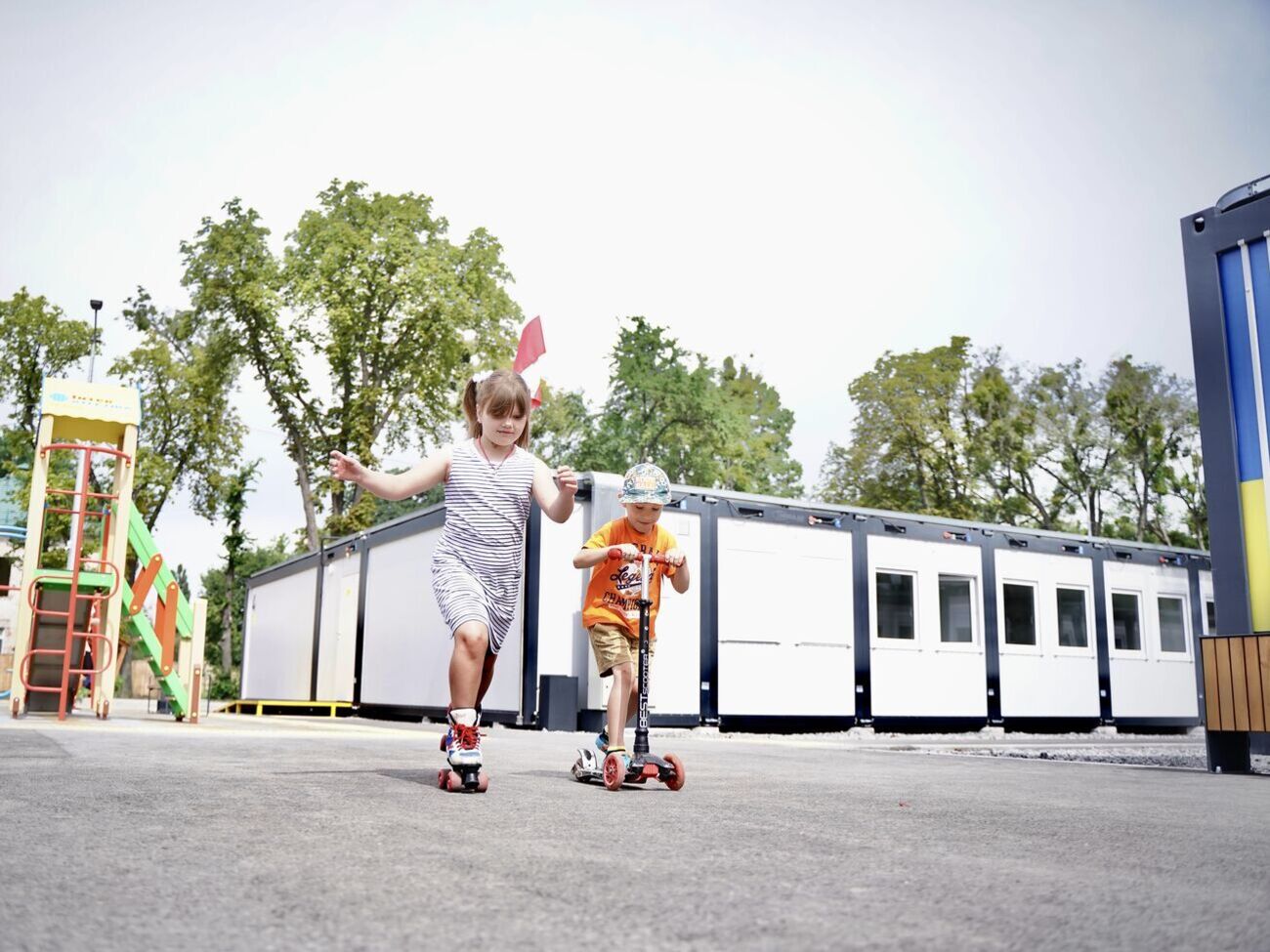 Обустройство модульного городка состоялось в рамках проекта "Под безопасной крышей"