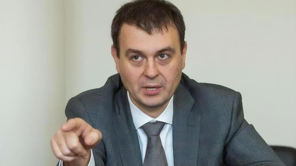 Голова бюджетного комітету ВР закликав владу на місцях більше підтримувати ЗСУ