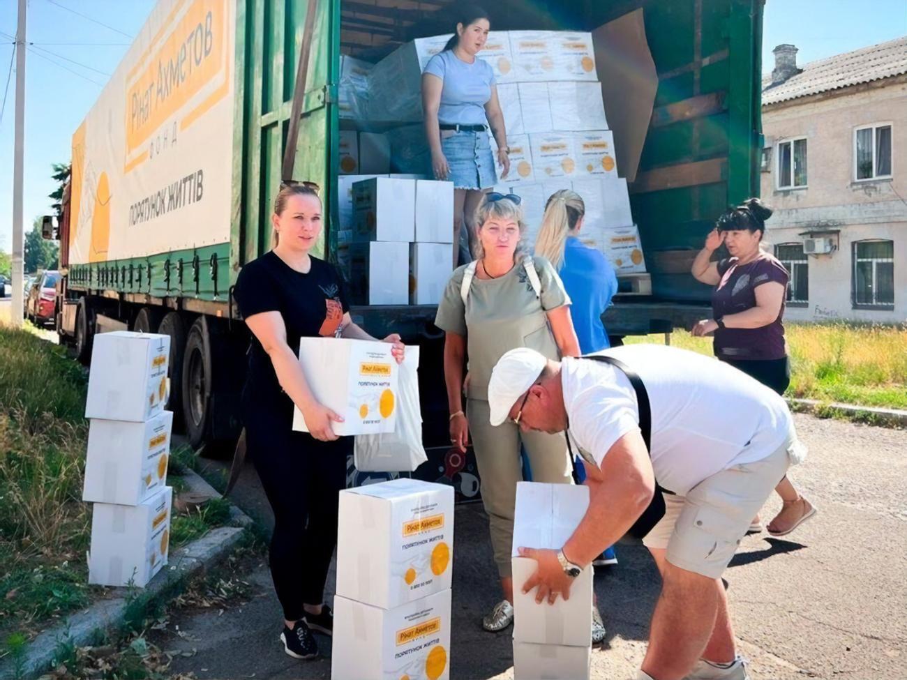 В каждом наборе – питательные продукты длительного хранения, отметили в Фонде